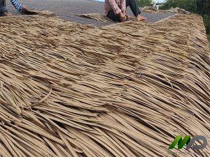 lợp mái rom nhân tạo chống nóng cho mái tôn