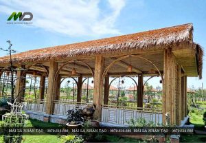 nhà tre mái lá